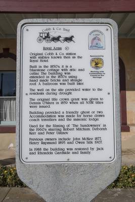 Cobb and co trail RA sign